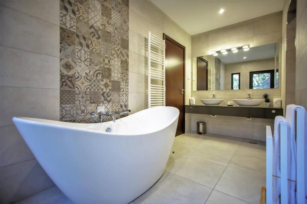 Luxury Modern Aguia Mar Stunning Sea View Villa Albufeira